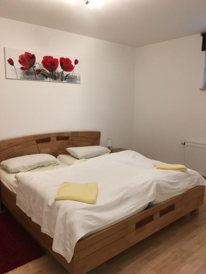 Ferienwohnungen Fliegerstrasse Gersfeld Luaran gambar